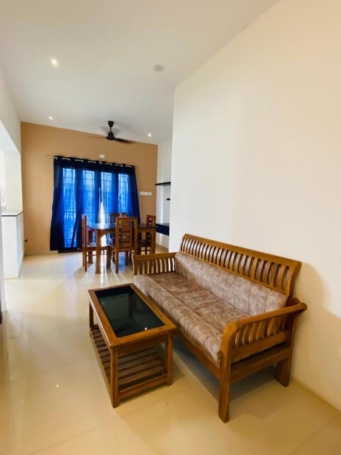 Tulips Residency - Airport Otel Pilamedu Dış mekan fotoğraf